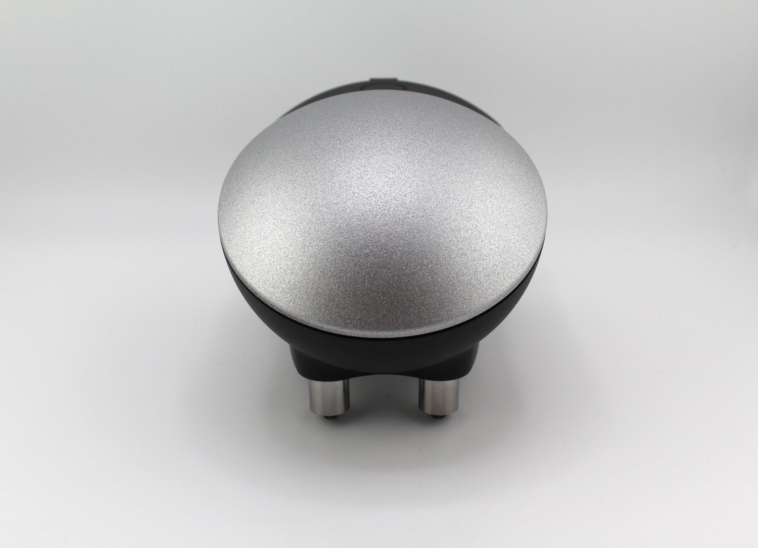 Outlet with Magnet 151017