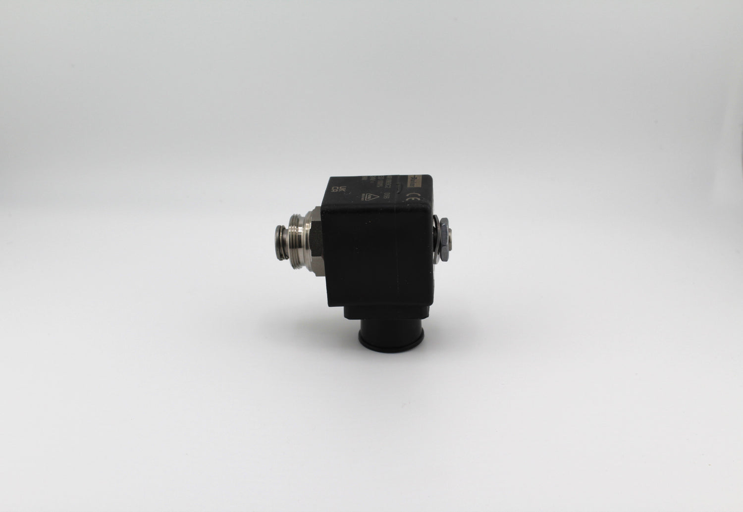 2 way Solenoid with Plunger Hot Water T30 24v